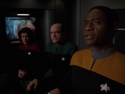 Filename=extant_StarTrek_VOY_7x20-AuthorAuthor_2840.jpg
Filesize=113KiB
Dimensions=1200x900
Date added=Jan 16, 2020 extant_StarTrek_VOY_7x20-AuthorAuthor_2840.jpg
