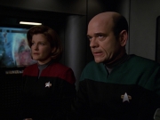 extant_StarTrek_VOY_7x20-AuthorAuthor_2899.jpg