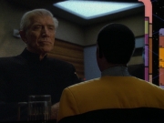 Filename=extant_StarTrek_VOY_7x20-AuthorAuthor_2936.jpg
Filesize=144KiB
Dimensions=1200x900
Date added=Jan 16, 2020 extant_StarTrek_VOY_7x20-AuthorAuthor_2936.jpg
