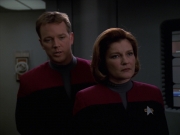 Filename=extant_StarTrek_VOY_7x20-AuthorAuthor_3014.jpg
Filesize=107KiB
Dimensions=1200x900
Date added=Jan 16, 2020 extant_StarTrek_VOY_7x20-AuthorAuthor_3014.jpg