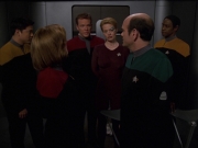 Filename=extant_StarTrek_VOY_7x20-AuthorAuthor_3549.jpg
Filesize=116KiB
Dimensions=1200x900
Date added=Jan 16, 2020 extant_StarTrek_VOY_7x20-AuthorAuthor_3549.jpg