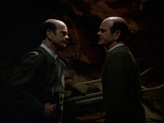 Filename=extant_StarTrek_VOY_7x20-AuthorAuthor_3599.jpg
Filesize=144KiB
Dimensions=1200x900
Date added=Jan 16, 2020 extant_StarTrek_VOY_7x20-AuthorAuthor_3599.jpg