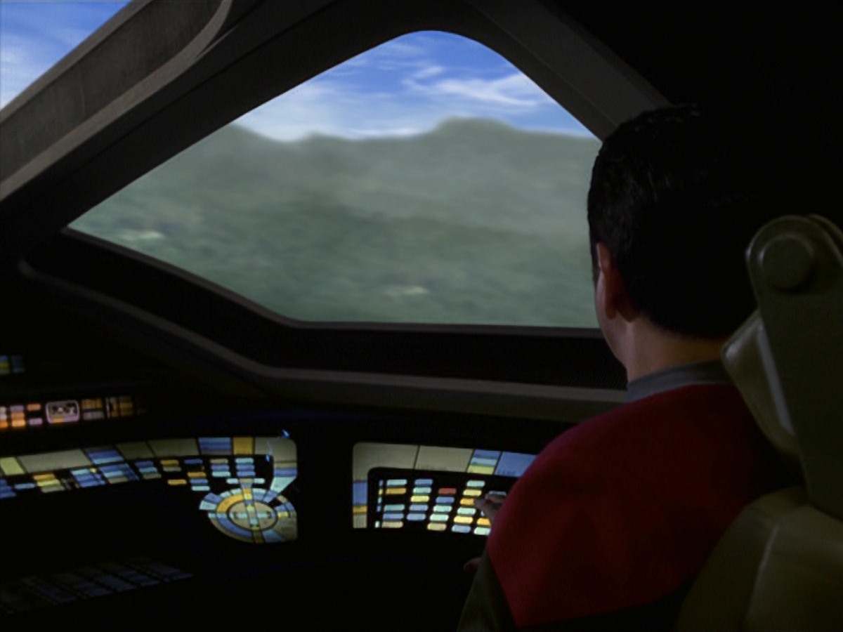 extant_StarTrek_VOY_7x22-NaturalLaw_0015.jpg