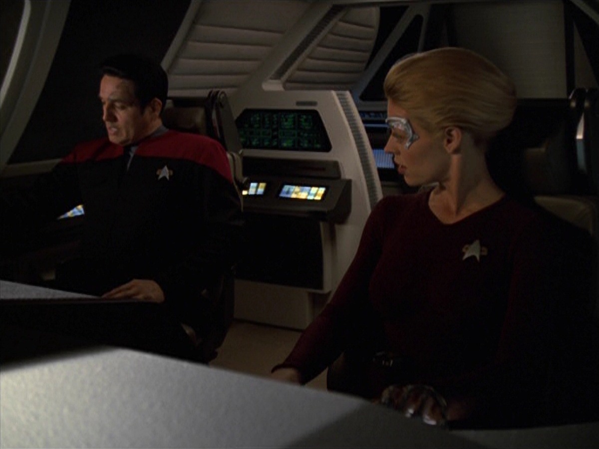 extant_StarTrek_VOY_7x22-NaturalLaw_0030.jpg