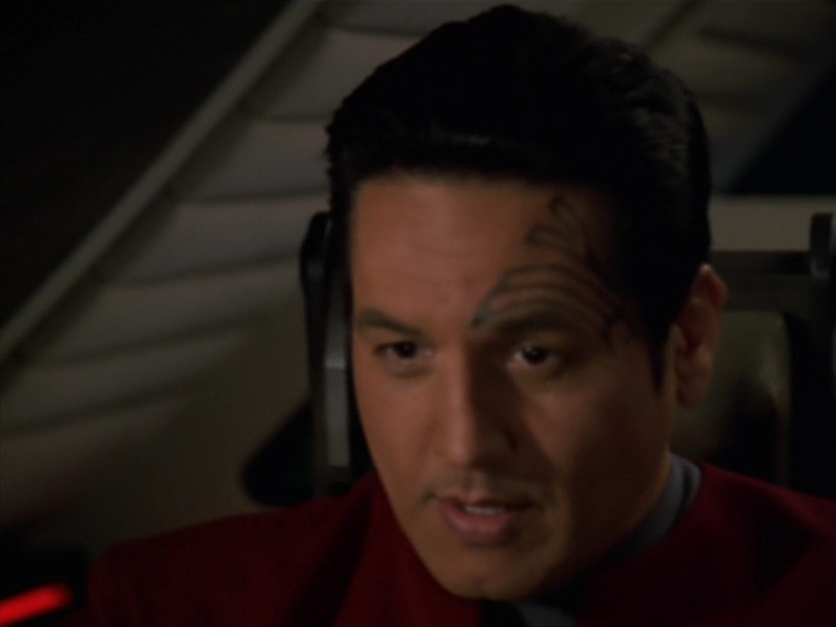 extant_StarTrek_VOY_7x22-NaturalLaw_0039.jpg