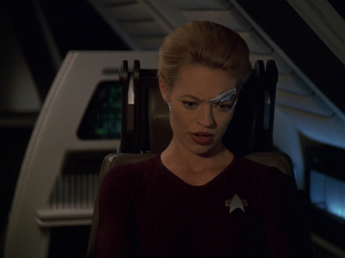 extant_StarTrek_VOY_7x22-NaturalLaw_0043.jpg
