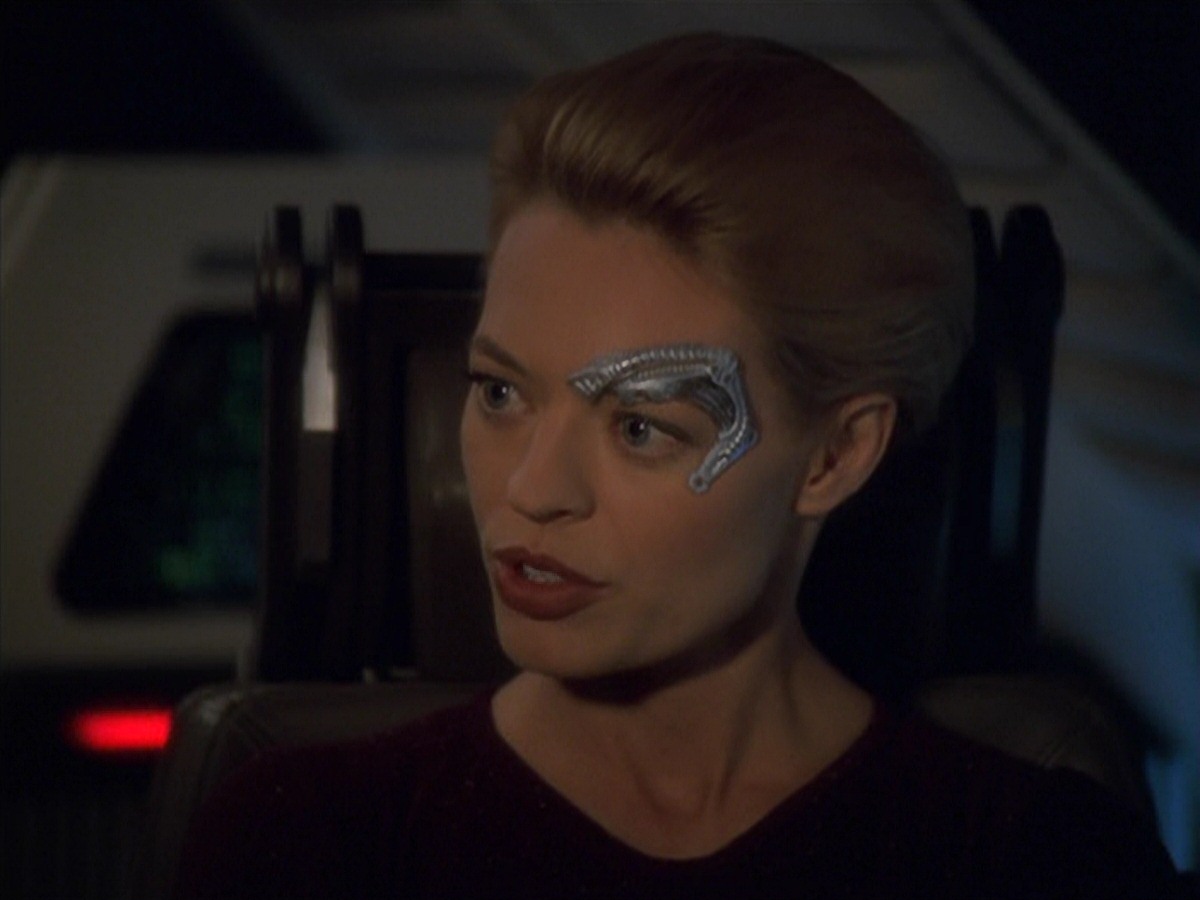 extant_StarTrek_VOY_7x22-NaturalLaw_0105.jpg