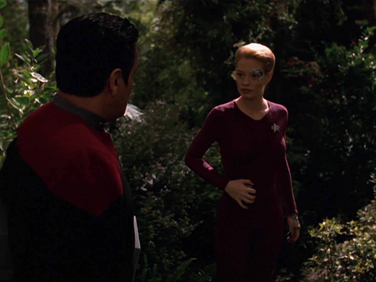 extant_StarTrek_VOY_7x22-NaturalLaw_0150.jpg