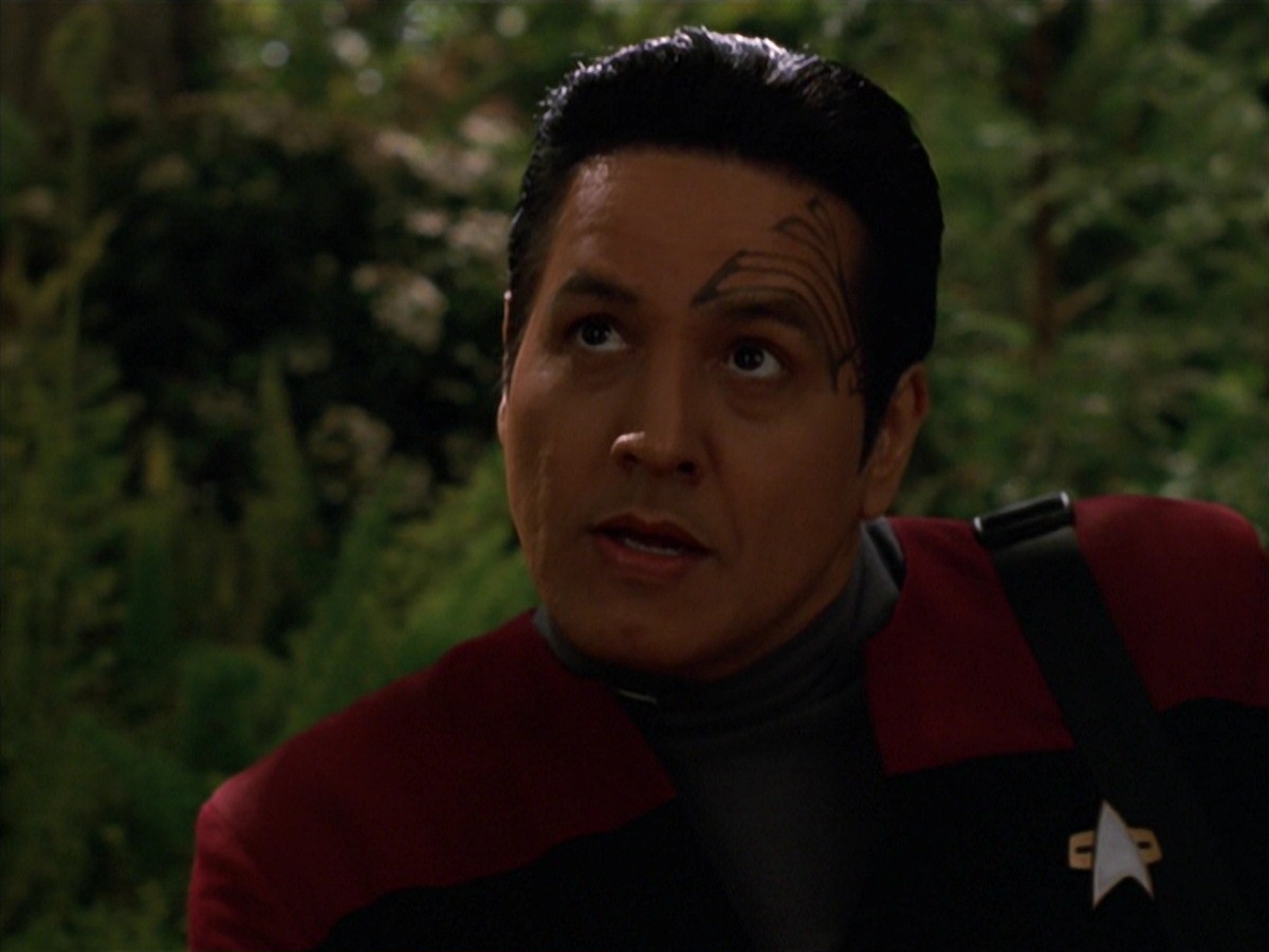 extant_StarTrek_VOY_7x22-NaturalLaw_0369.jpg