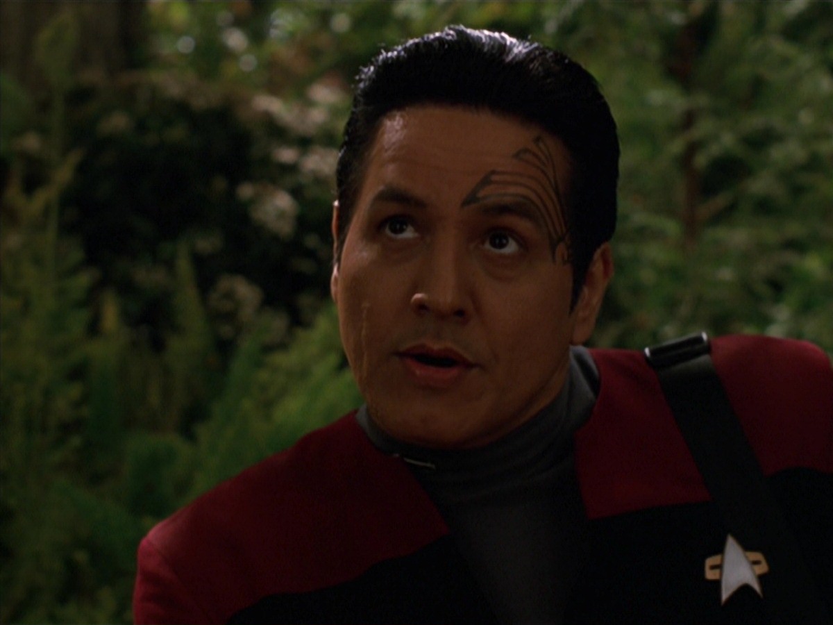 extant_StarTrek_VOY_7x22-NaturalLaw_0371.jpg