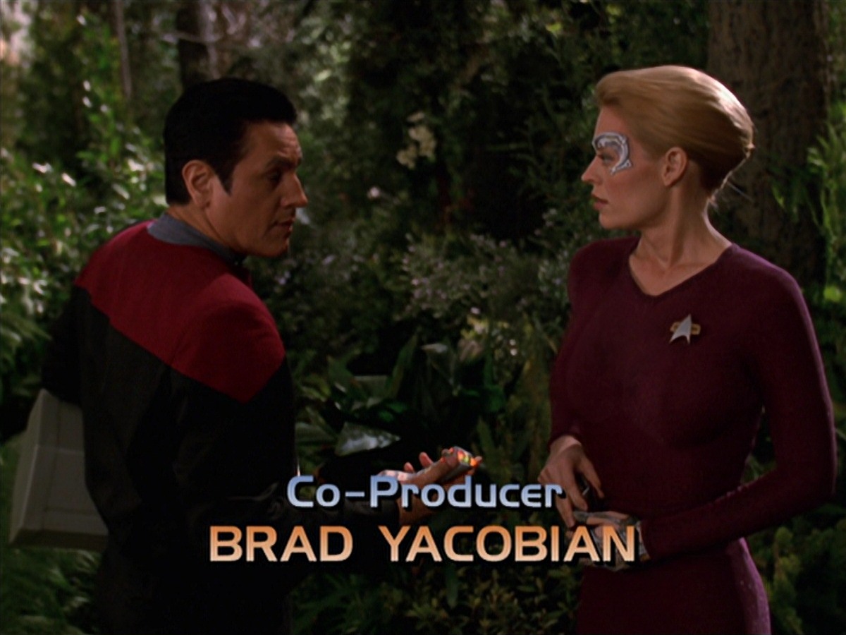 extant_StarTrek_VOY_7x22-NaturalLaw_0387.jpg