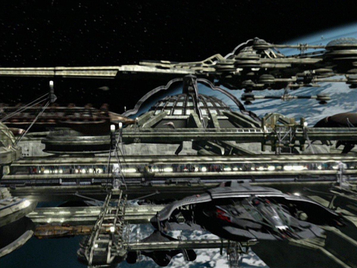 extant_StarTrek_VOY_7x22-NaturalLaw_0404.jpg