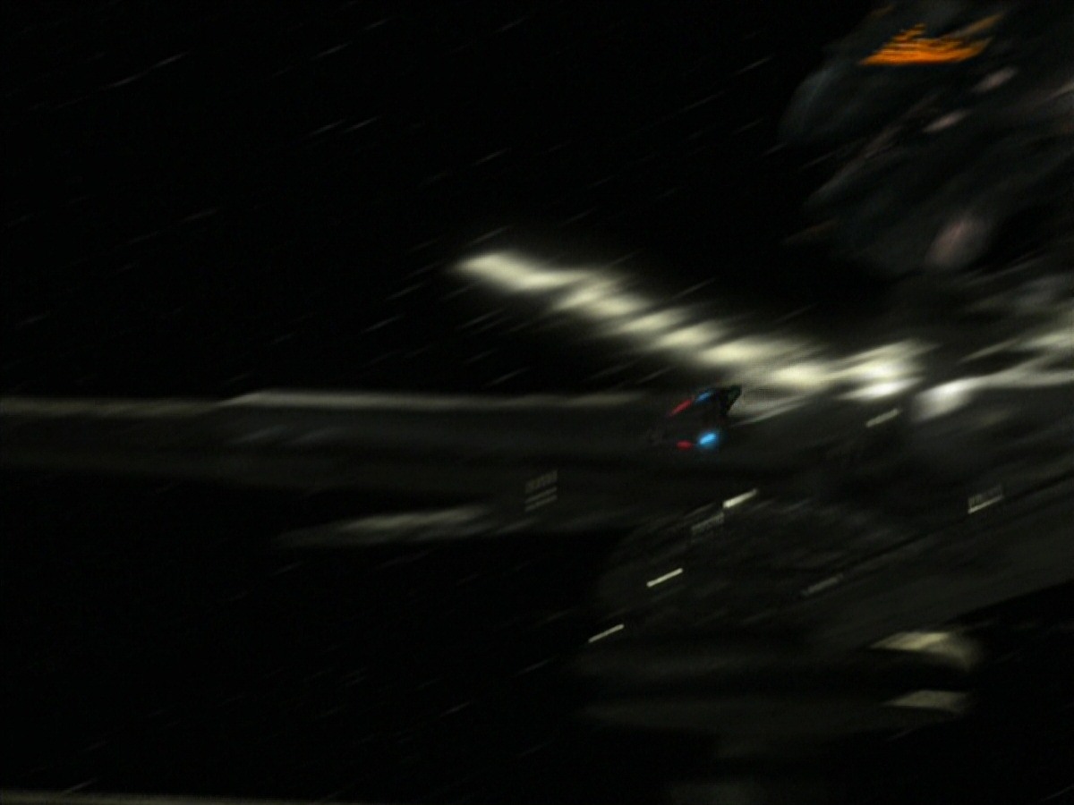 extant_StarTrek_VOY_7x22-NaturalLaw_0407.jpg