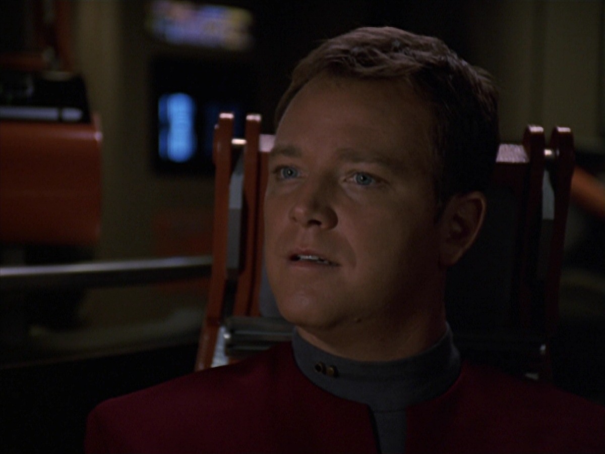 extant_StarTrek_VOY_7x22-NaturalLaw_0424.jpg