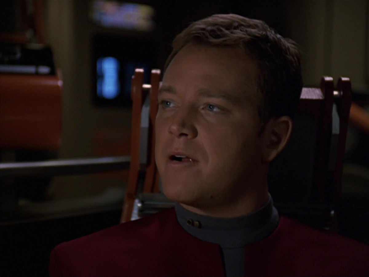 extant_StarTrek_VOY_7x22-NaturalLaw_0426.jpg