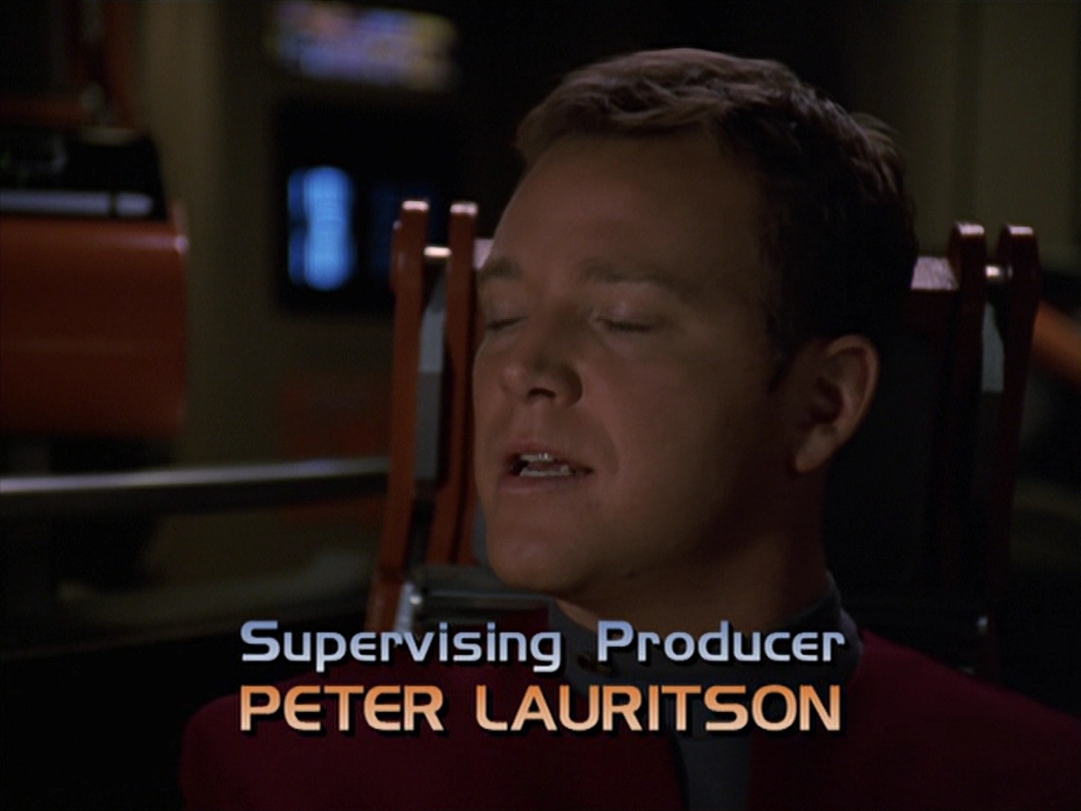 extant_StarTrek_VOY_7x22-NaturalLaw_0437.jpg
