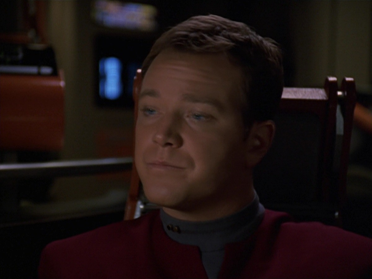 extant_StarTrek_VOY_7x22-NaturalLaw_0439.jpg