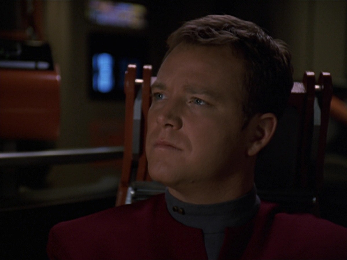 extant_StarTrek_VOY_7x22-NaturalLaw_0442.jpg