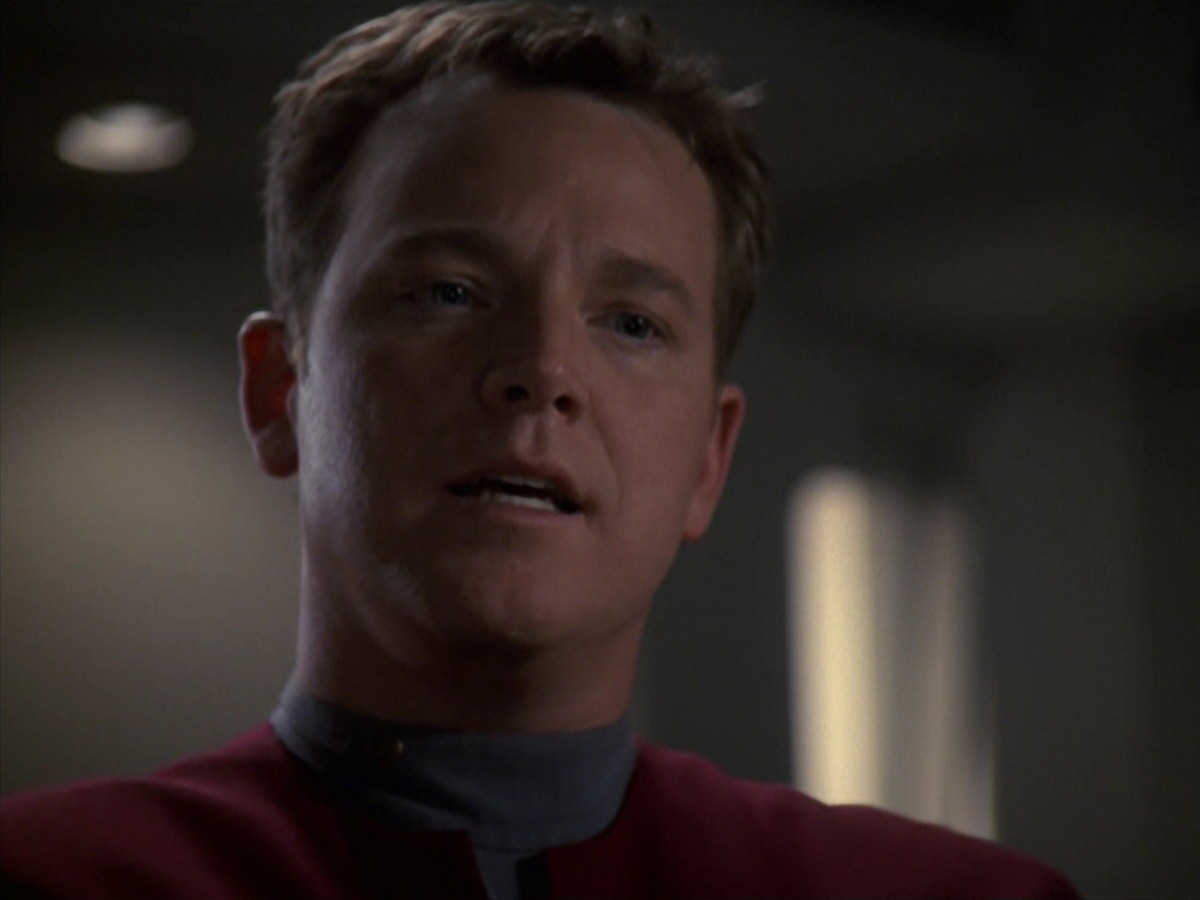 extant_StarTrek_VOY_7x22-NaturalLaw_0465.jpg
