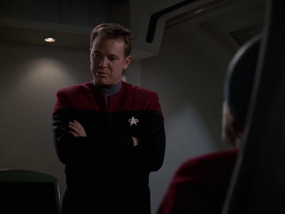 extant_StarTrek_VOY_7x22-NaturalLaw_0474.jpg