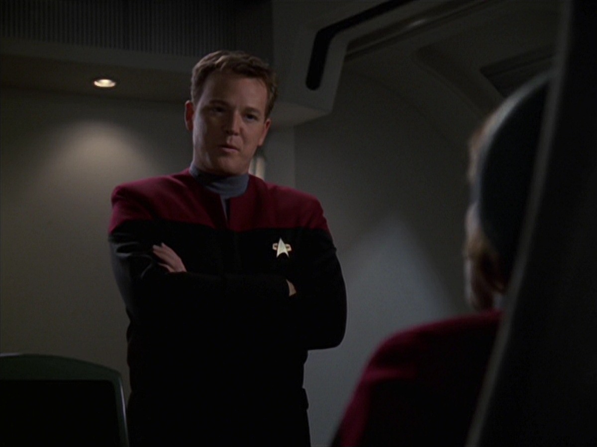extant_StarTrek_VOY_7x22-NaturalLaw_0475.jpg