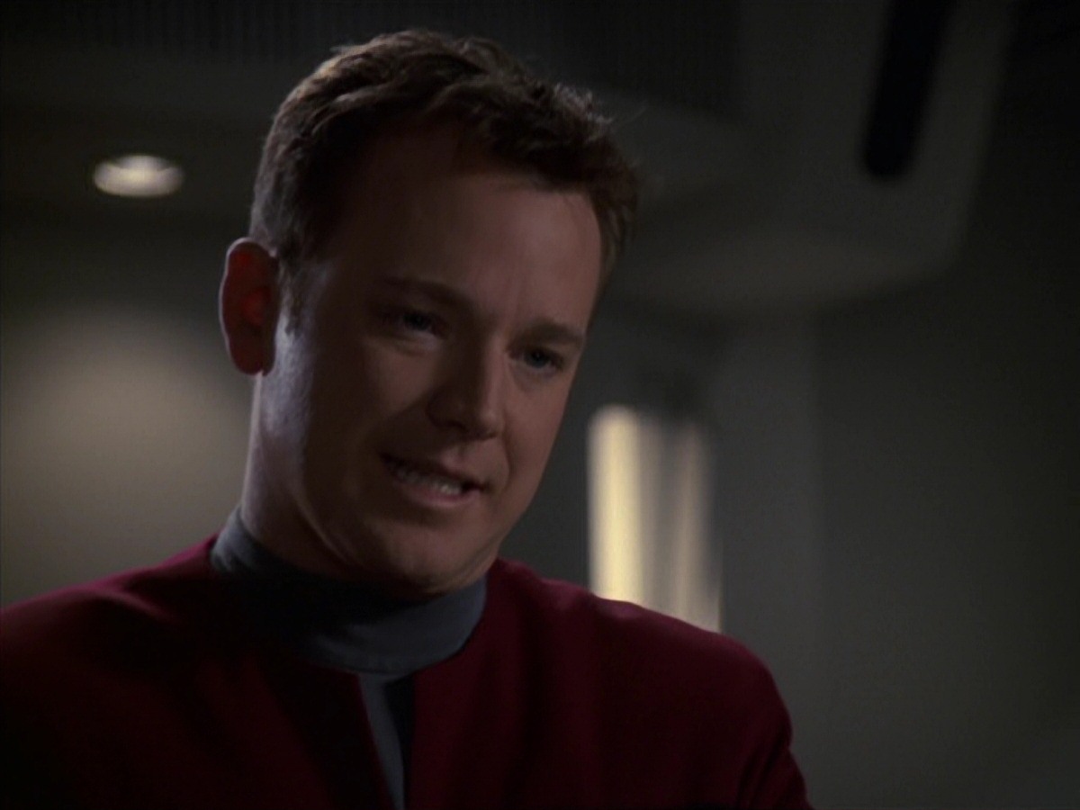extant_StarTrek_VOY_7x22-NaturalLaw_0495.jpg