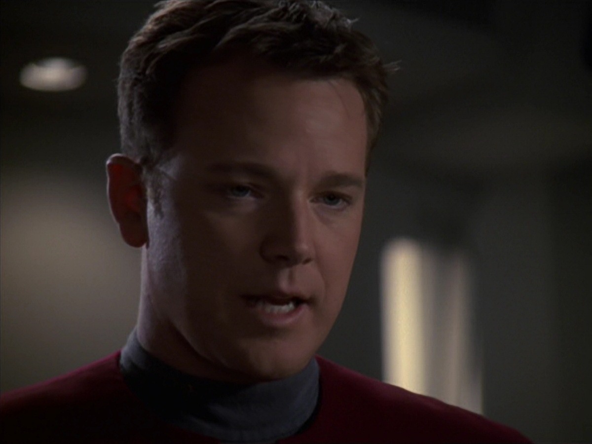 extant_StarTrek_VOY_7x22-NaturalLaw_0512.jpg