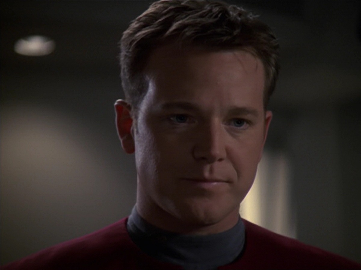 extant_StarTrek_VOY_7x22-NaturalLaw_0514.jpg