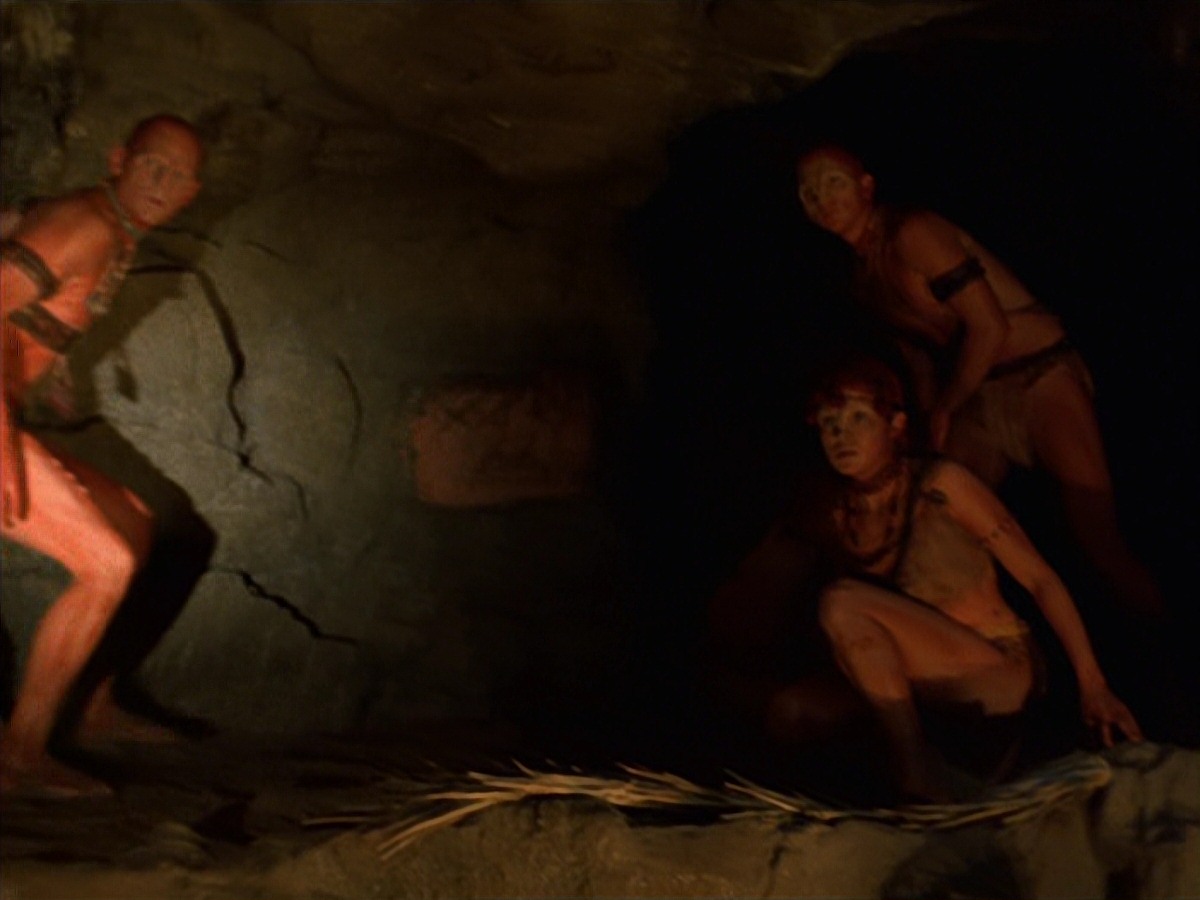 extant_StarTrek_VOY_7x22-NaturalLaw_0860.jpg