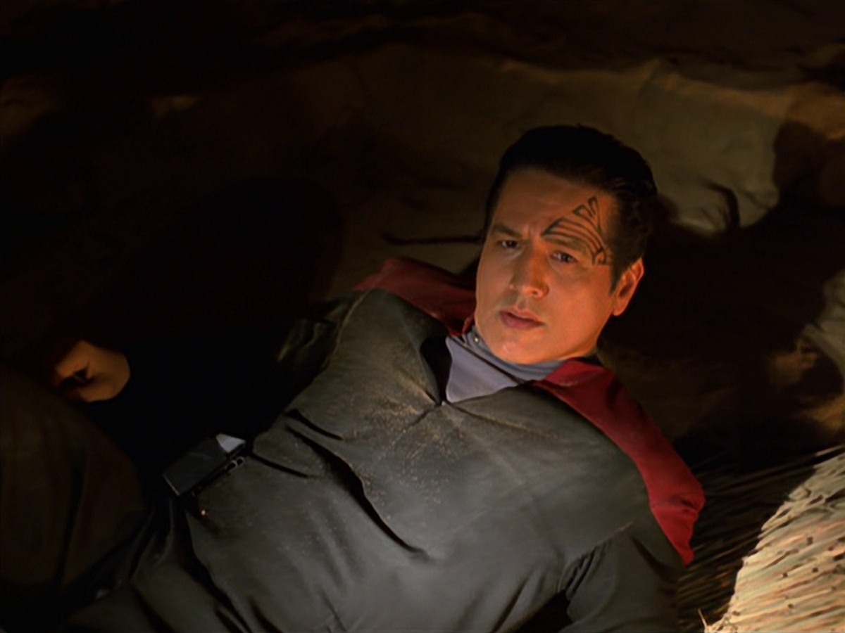 extant_StarTrek_VOY_7x22-NaturalLaw_0863.jpg