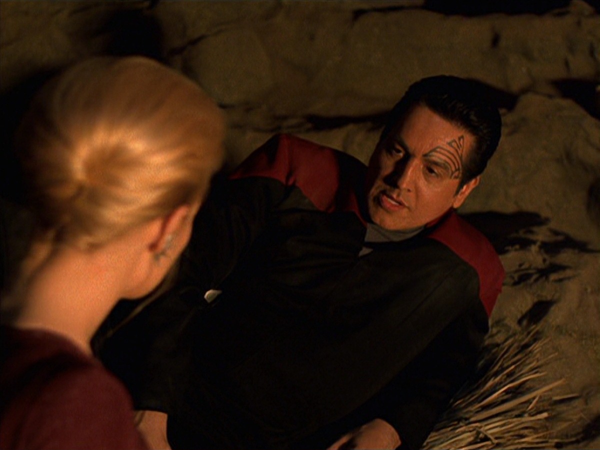extant_StarTrek_VOY_7x22-NaturalLaw_0890.jpg