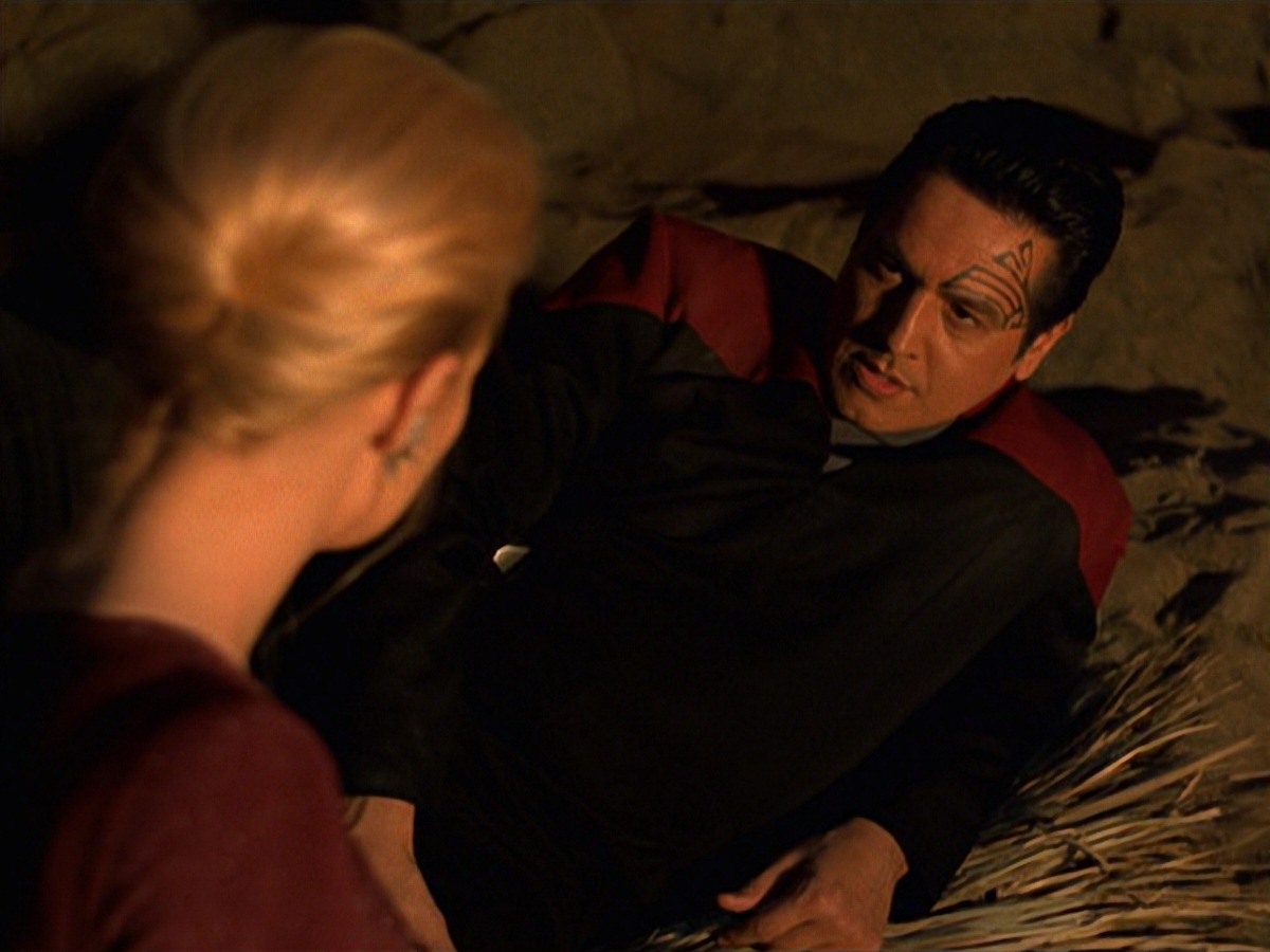 extant_StarTrek_VOY_7x22-NaturalLaw_0897.jpg