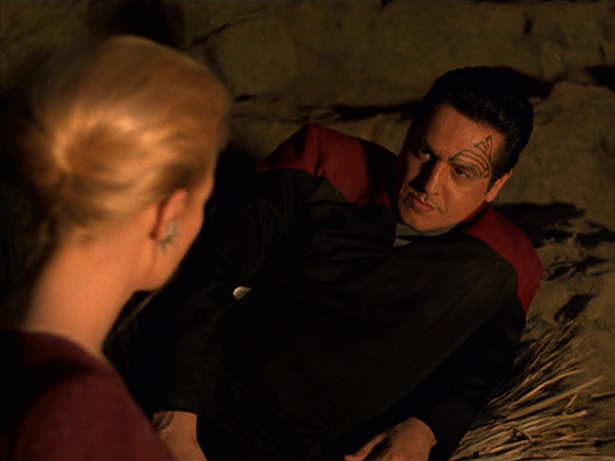 extant_StarTrek_VOY_7x22-NaturalLaw_0902.jpg