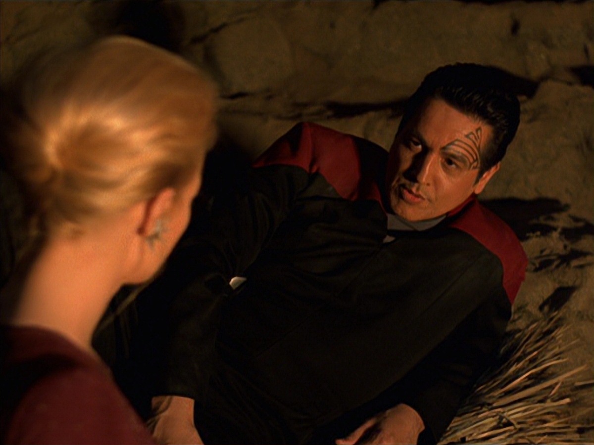 extant_StarTrek_VOY_7x22-NaturalLaw_0906.jpg