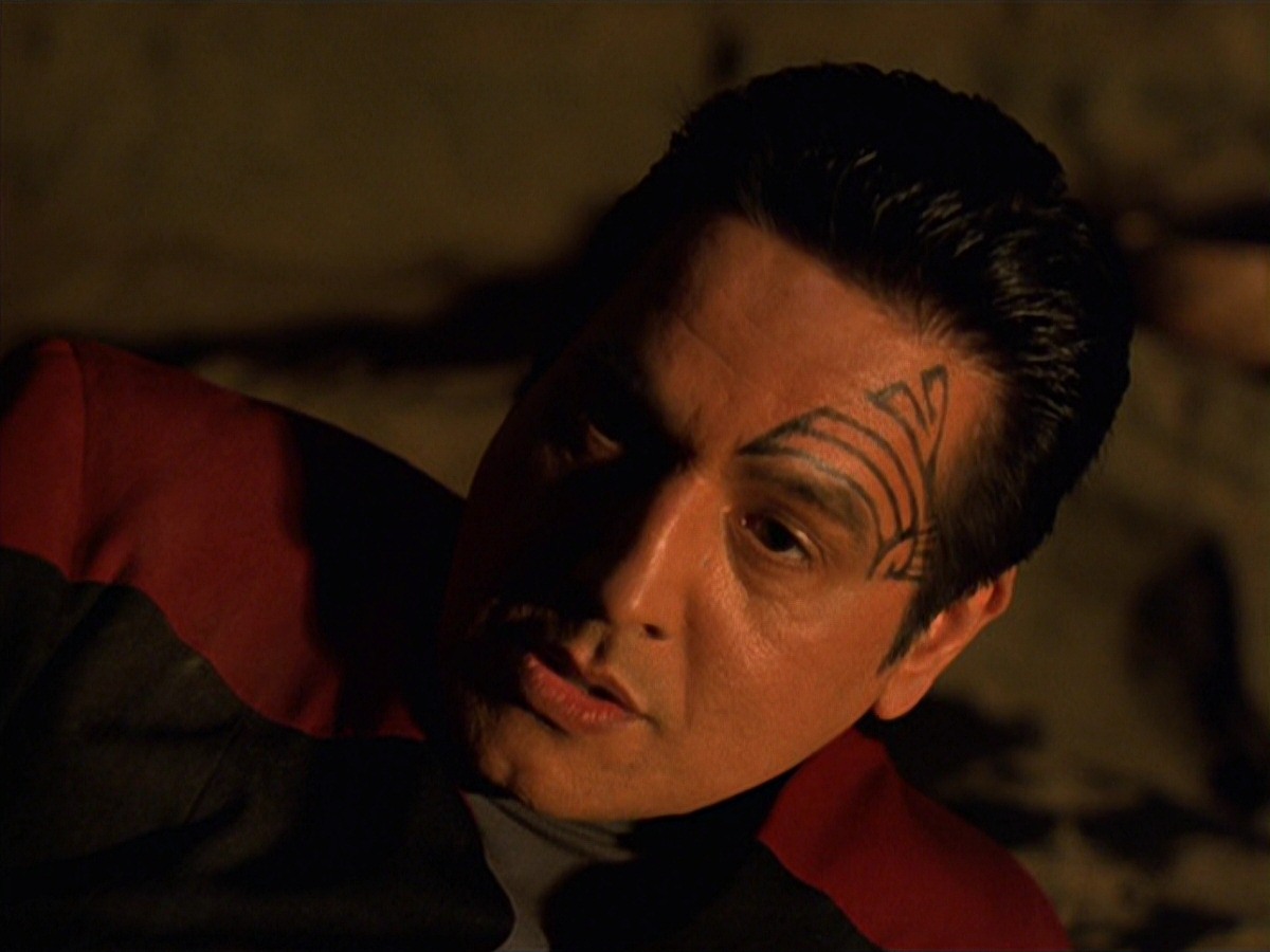 extant_StarTrek_VOY_7x22-NaturalLaw_0924.jpg
