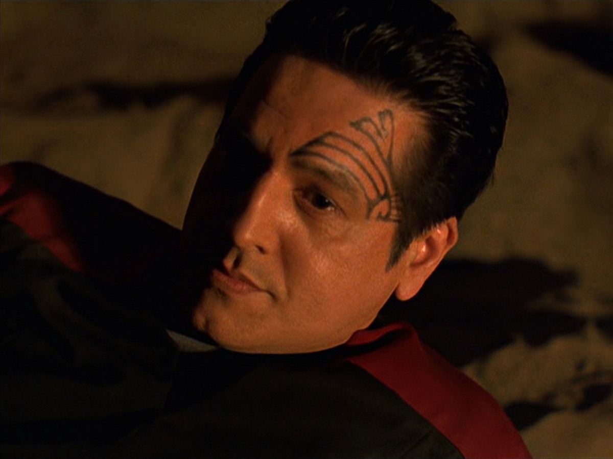 extant_StarTrek_VOY_7x22-NaturalLaw_0937.jpg