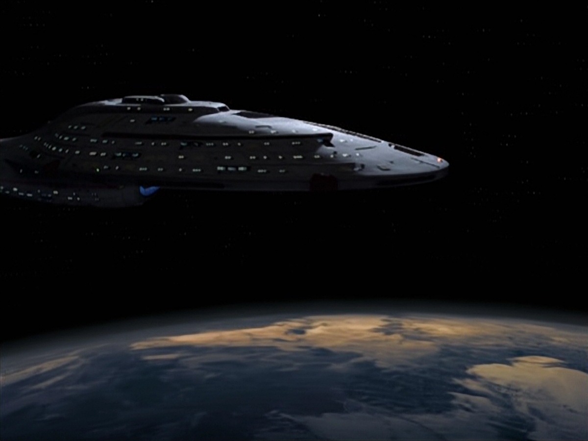 extant_StarTrek_VOY_7x22-NaturalLaw_0994.jpg