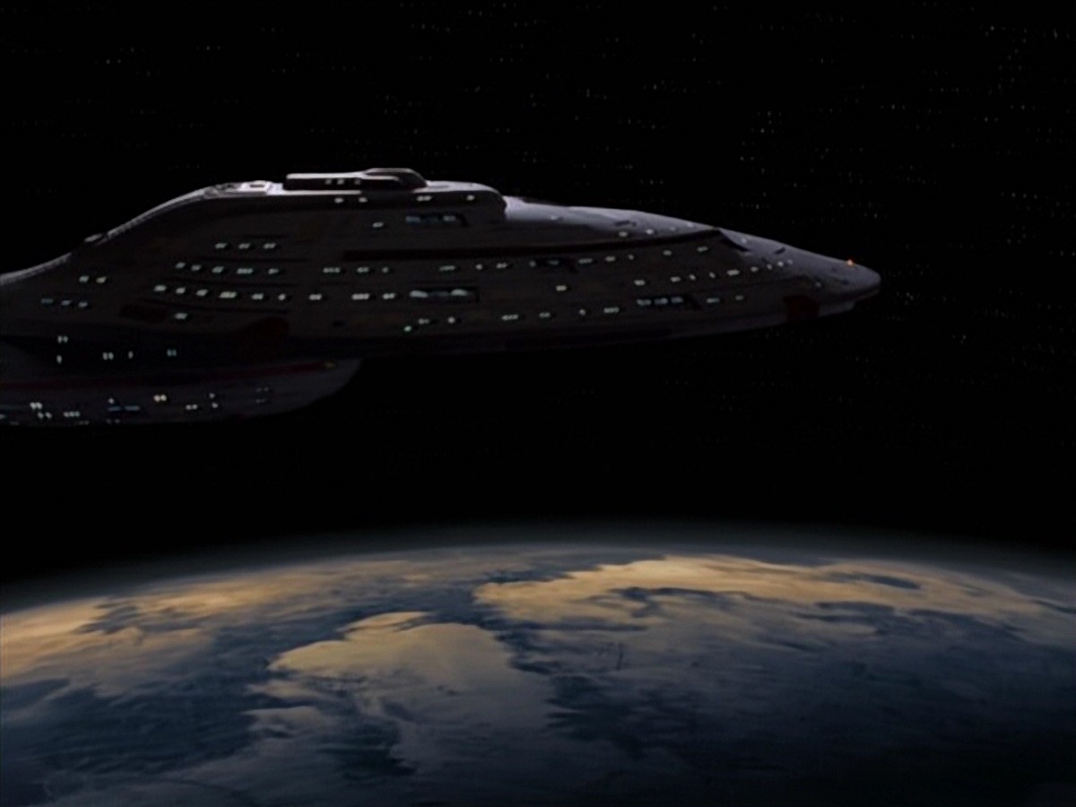 extant_StarTrek_VOY_7x22-NaturalLaw_0997.jpg
