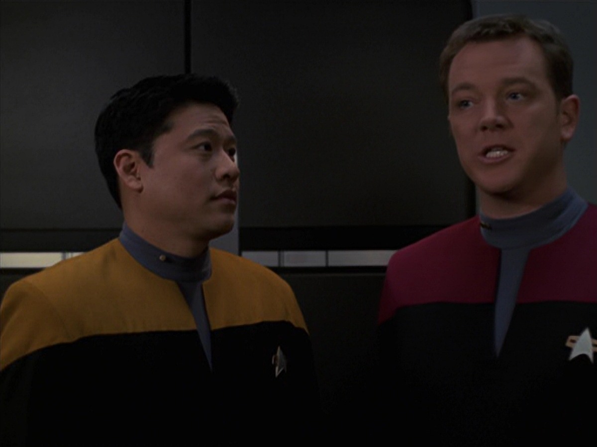 extant_StarTrek_VOY_7x22-NaturalLaw_1026.jpg