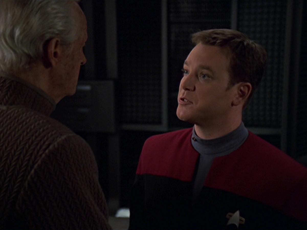 extant_StarTrek_VOY_7x22-NaturalLaw_1067.jpg