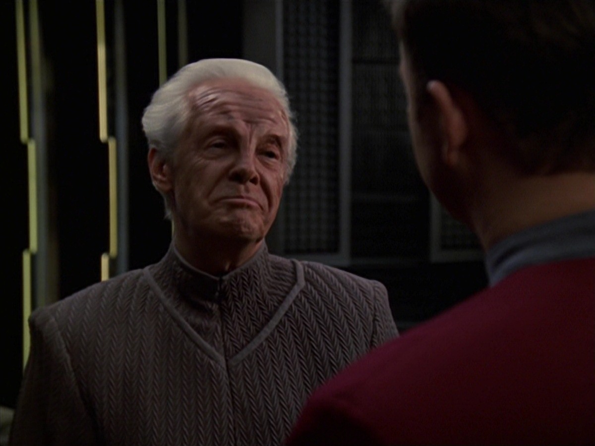 extant_StarTrek_VOY_7x22-NaturalLaw_1120.jpg