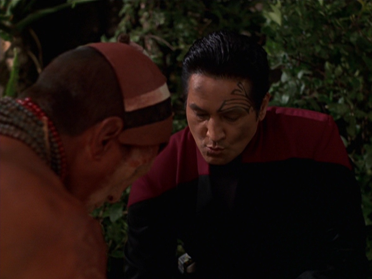 extant_StarTrek_VOY_7x22-NaturalLaw_1160.jpg