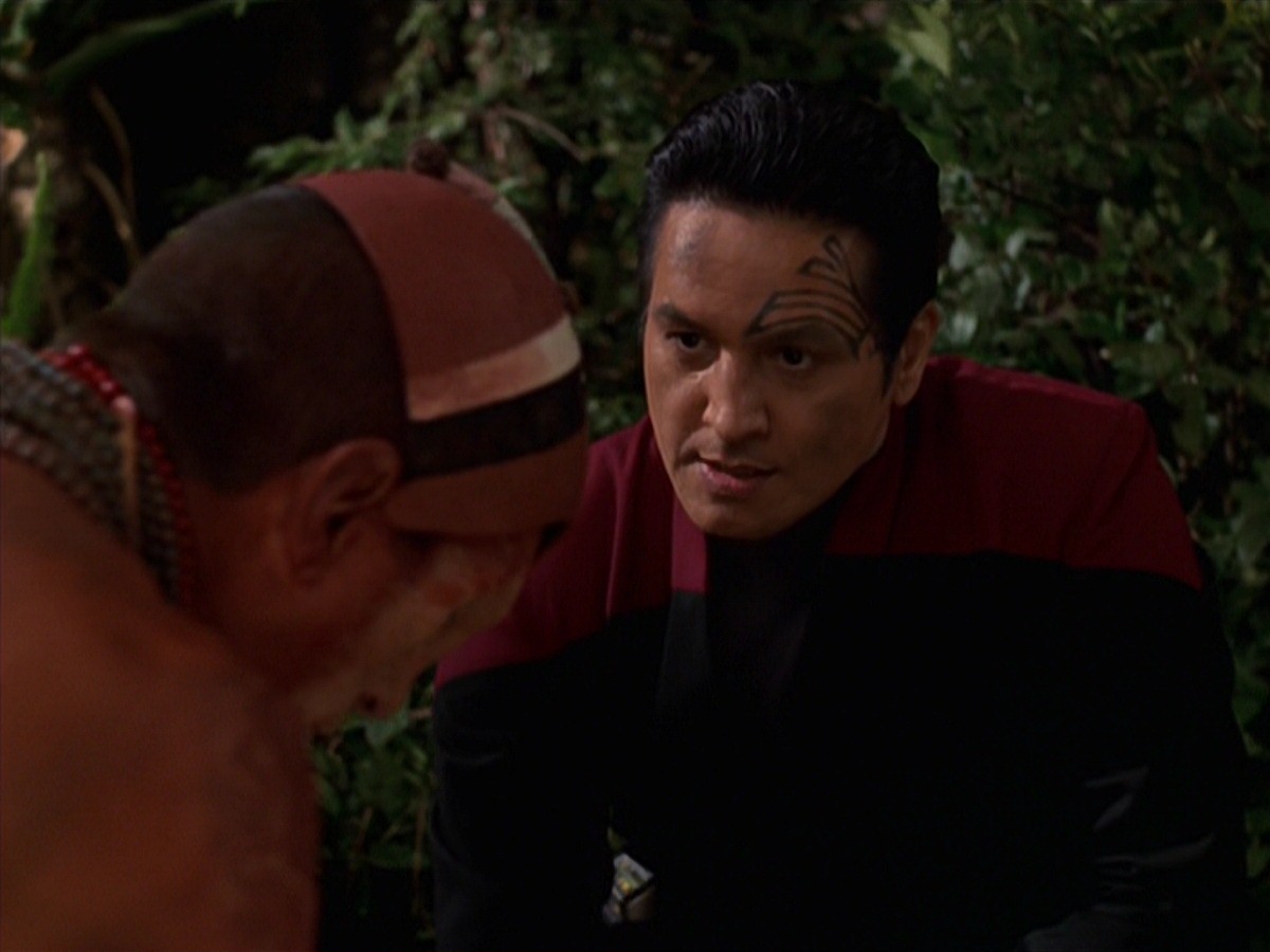 extant_StarTrek_VOY_7x22-NaturalLaw_1176.jpg
