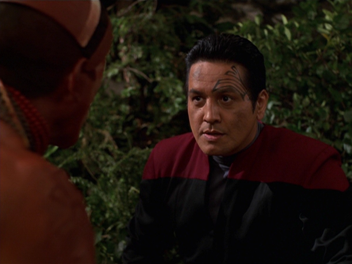 extant_StarTrek_VOY_7x22-NaturalLaw_1191.jpg