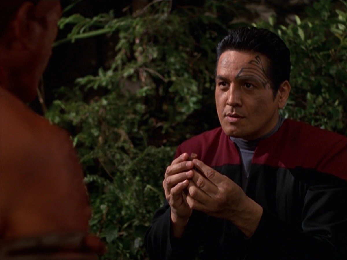 extant_StarTrek_VOY_7x22-NaturalLaw_1254.jpg