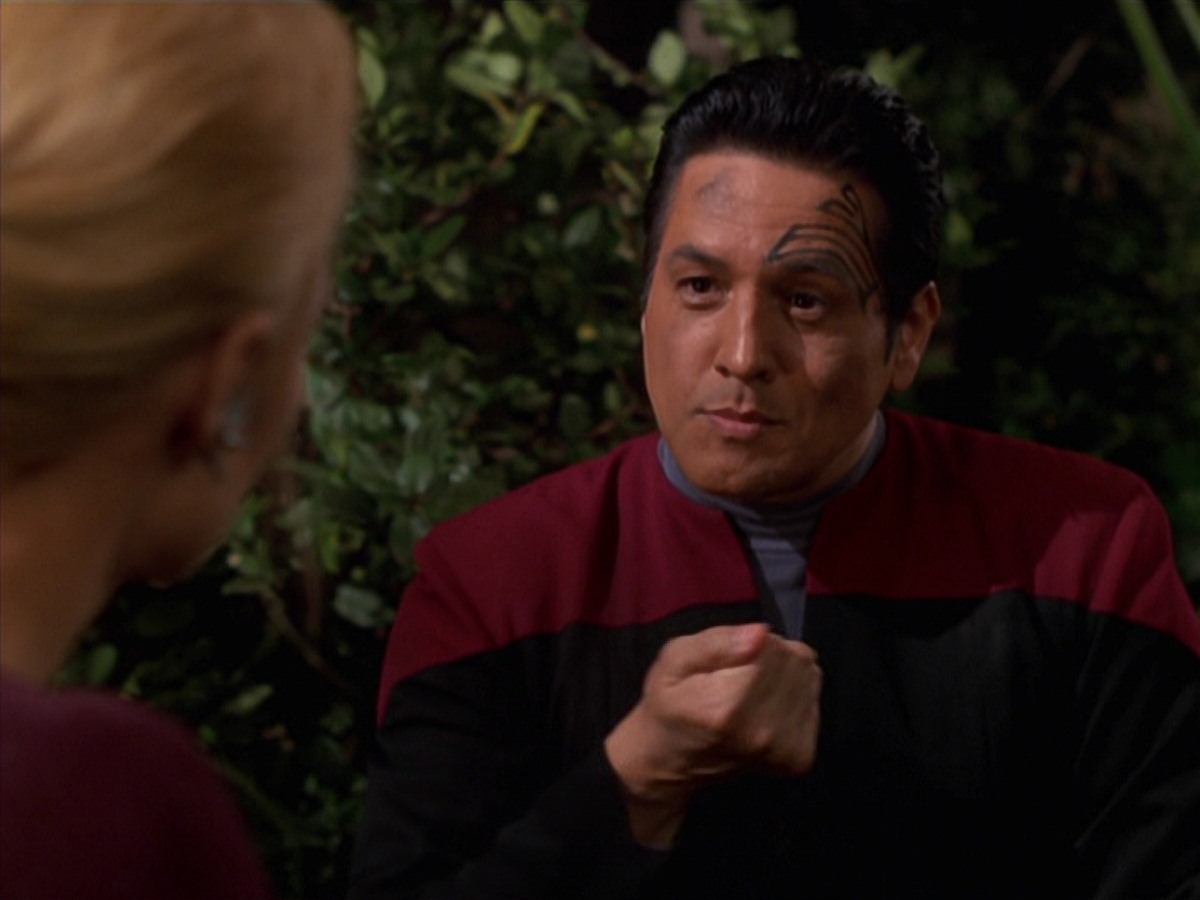 extant_StarTrek_VOY_7x22-NaturalLaw_1284.jpg