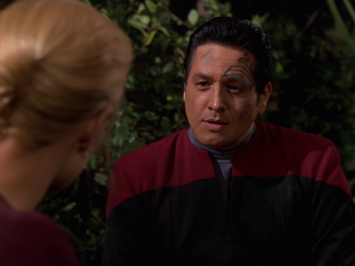 extant_StarTrek_VOY_7x22-NaturalLaw_1290.jpg