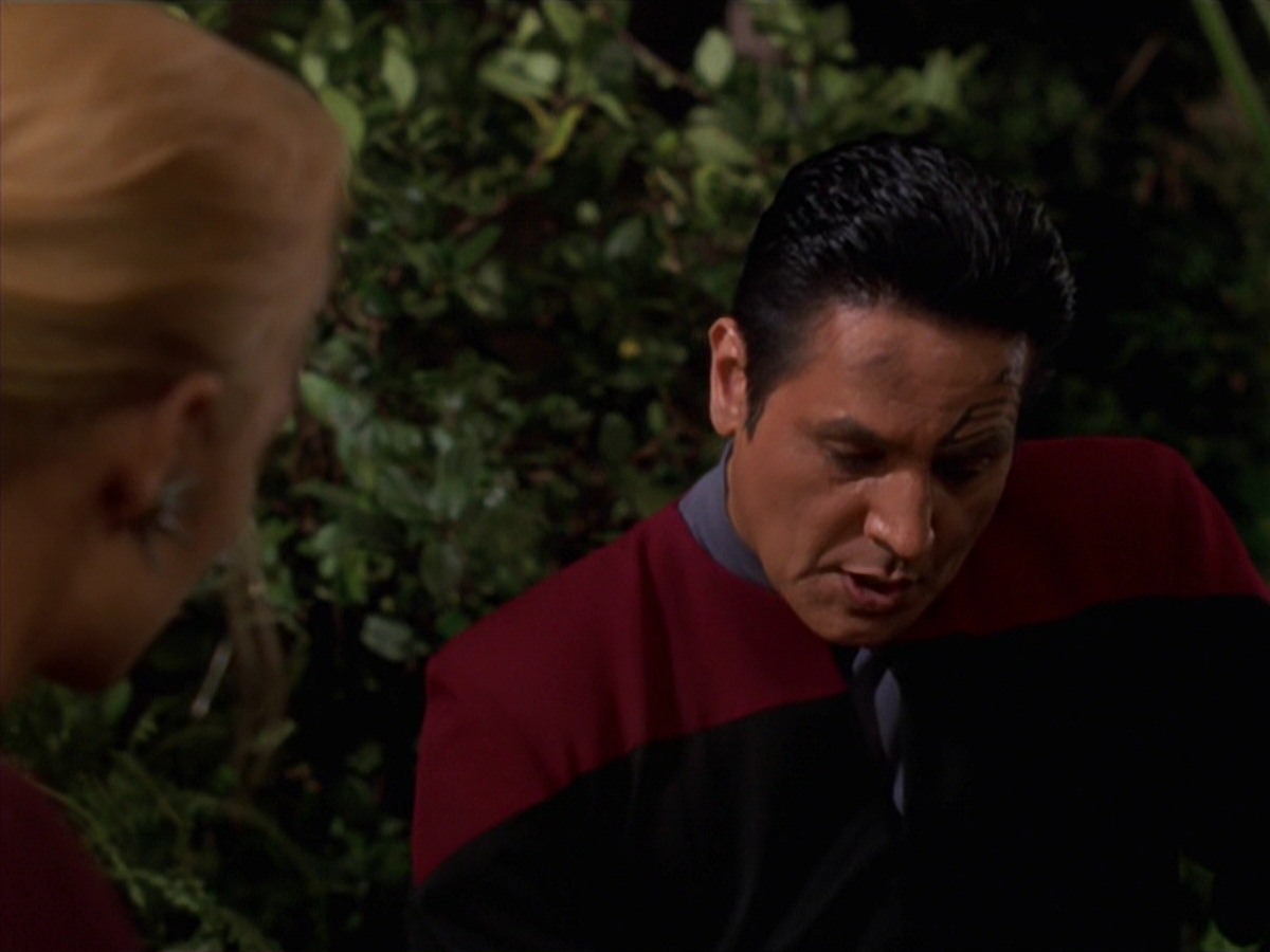 extant_StarTrek_VOY_7x22-NaturalLaw_1307.jpg
