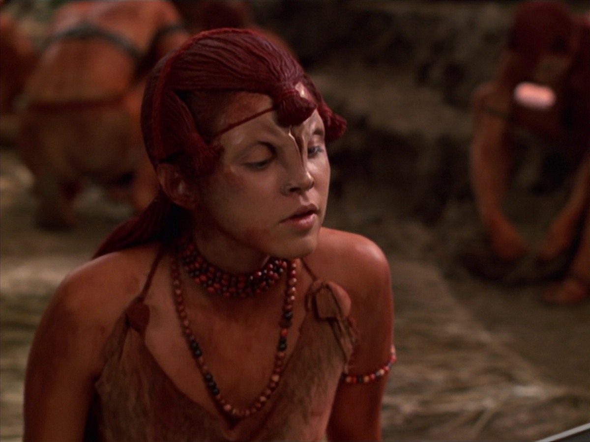 extant_StarTrek_VOY_7x22-NaturalLaw_1325.jpg