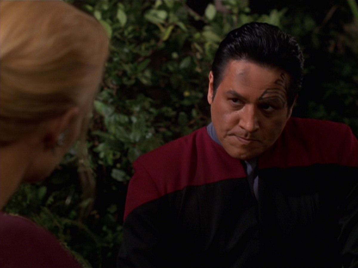 extant_StarTrek_VOY_7x22-NaturalLaw_1349.jpg